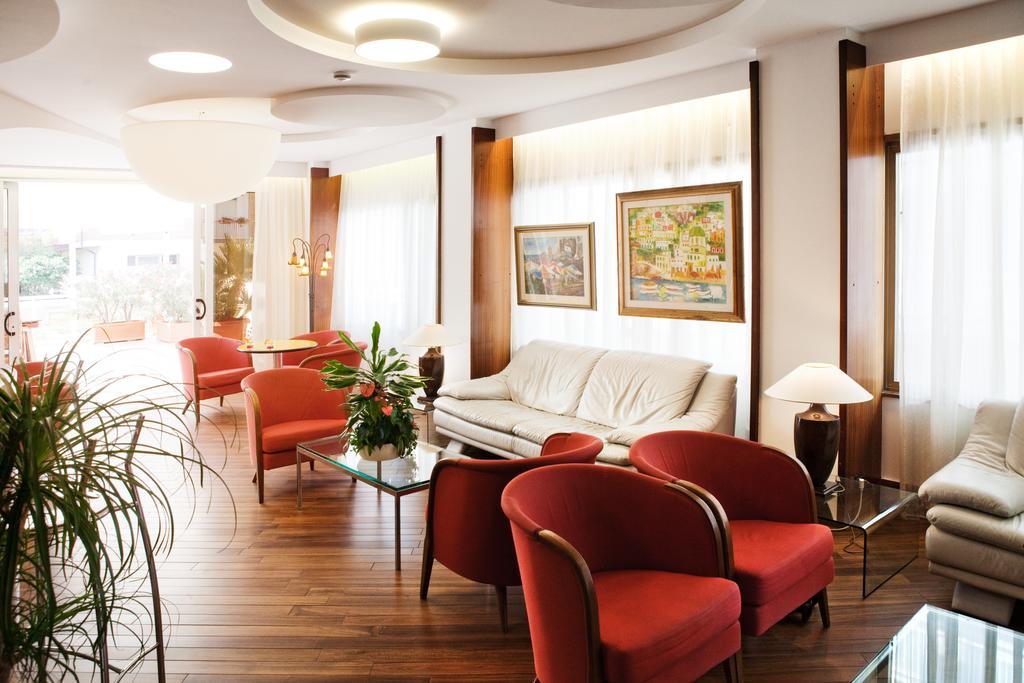 Hotel Continental San Benedetto del Tronto Zewnętrze zdjęcie