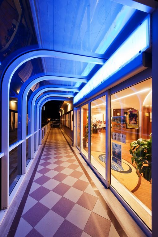 Hotel Continental San Benedetto del Tronto Zewnętrze zdjęcie
